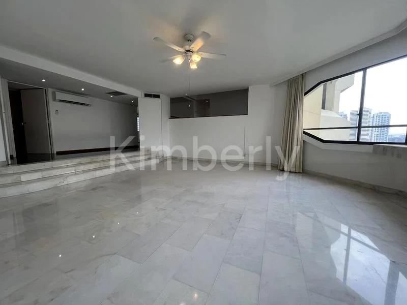 3 Bed Condo for Rent in  High Point - Image 12